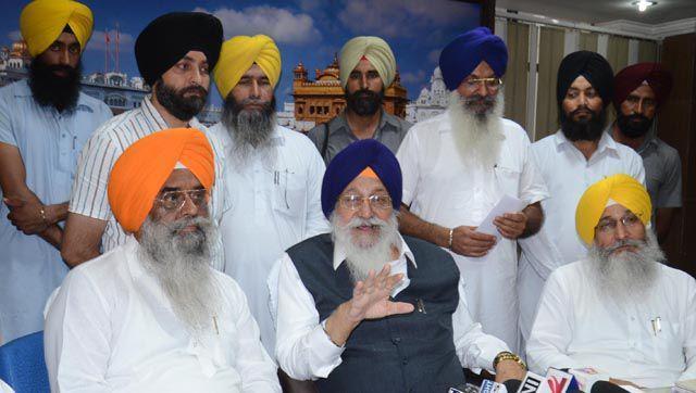 ਪ੍ਰੈਸ ਨੂੰ ਸੰਬੋਧਿਤ ਹੁੰਦੇ ਹੋਏ ਸ਼੍ਰੋਮਣੀ ਕਮੇਟੀ ਦੇ ਪ੍ਰਧਾਨ ਅਵਤਾਰ ਸਿੰਘ ਮੱਕੜ (ਪੁਰਾਣੀ ਤਸਵੀਰ)