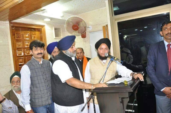 parteek-singh-janu-with-sukhbir-badal