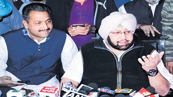 ਪਟਿਆਲਾ ਵਿੱਚ ਮੀਡੀਆ ਨਾਲ ਗੱਲਬਾਤ ਕਰਦੇ ਹੋਏ ਕੈਪਟਨ ਅਮਰਿੰਦਰ ਸਿੰਘ