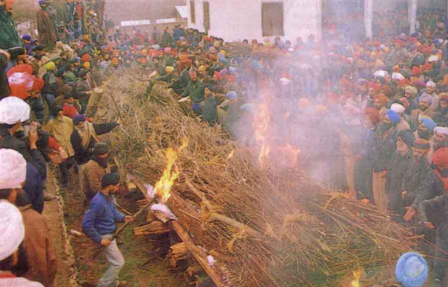 35-Sikhs-were-massacred-at-Chattisinghpora-in-2000-Still-no-justice
